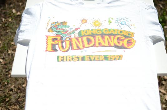 Vintage 1997 King Gator Fundango Universal White T Shirt L