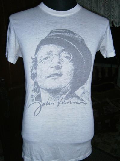 John Lennon sz L