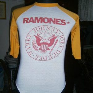 Ramones 3 quater sz S