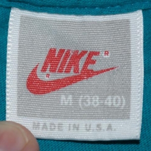 Vintage NIKE Green Logo T-Shirt Grey Tag Red Swoosh