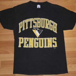 Vintage 1980s Logo 7 PITTSBURGH PENGUINS NHL Hockey T-Shirt