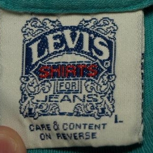 Vintaqe 90's LEVIS Button Your Shorts 501 Jeans T-Shirt