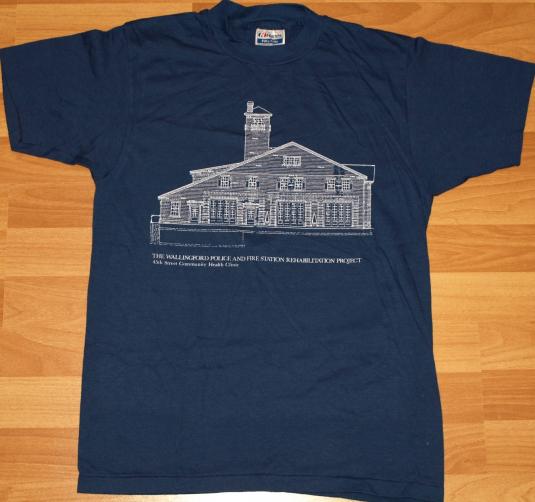 Vintage 1980’s Wallingford Police Community center t-shirt