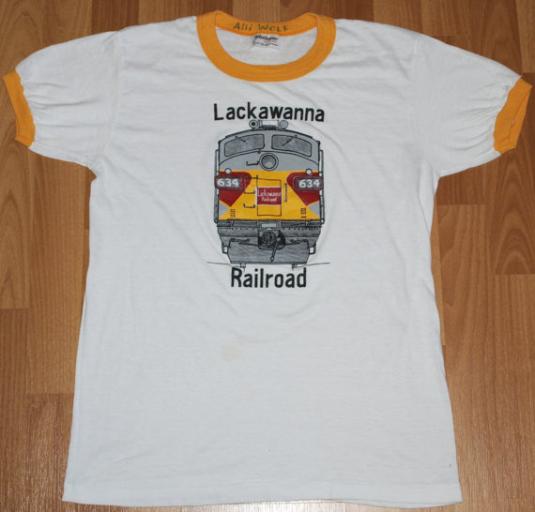 Vintage 1980s Lackawanna Railroad Train T-Shirt Ringer