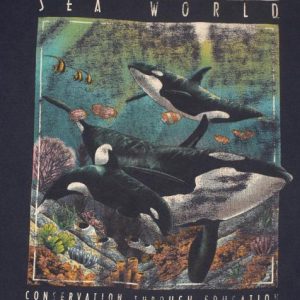 Vintage Sea World Orca Killer Whale Blue T-Shirt