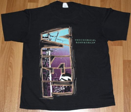 Vintage 1987 TESLA Mechanical Resonance Concert Tour T-Shirt