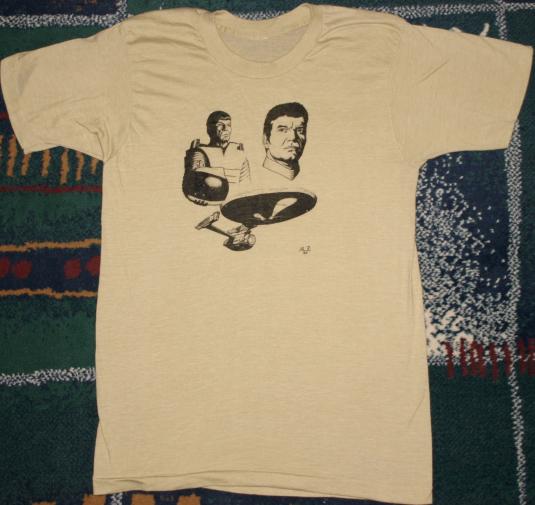 Vintage 1982 STAR TREK Captain Kirk & Spock T-Shirt