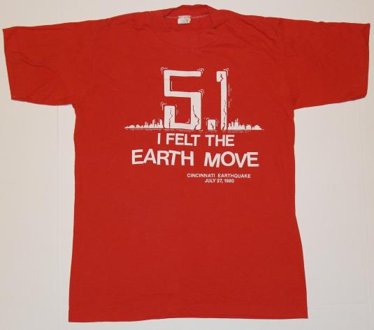 Vintage 1980 Cincinnati Earthquake Red T-Shirt 80s
