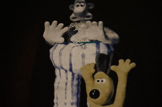 vintage wallace and gromit shirt
