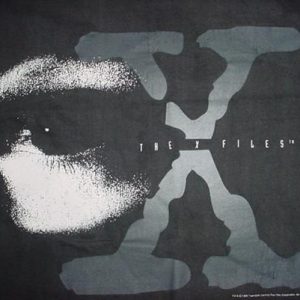 Vintage The X-Files T-Shirt The Truth is Out There 1996 L/M