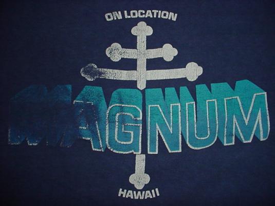 Vintage Magnum P.I. T-Shirt On Location Hawaii M/S
