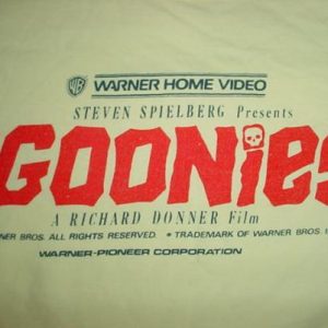 Vintage The Goonies T-Shirt Steven Spielberg 1986 S