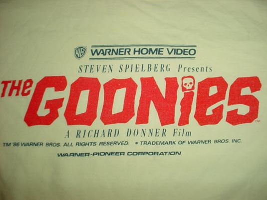 Vintage The Goonies T-Shirt Steven Spielberg 1986 S