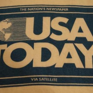 Vintage USA TODAY T-Shirt Newspaper 1980s M/S
