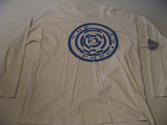 Vintage The Prodigy Out of Space Experience Ostrich T-Shirt | Defunkd