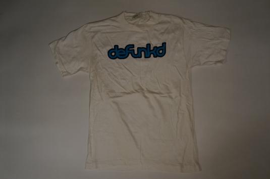 Vintage Limited Edition Defunkd T-Shirt Screen Printed S