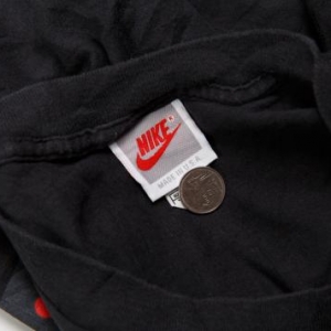 90'S NIKE PLAY VINTAGE T-SHIRT
