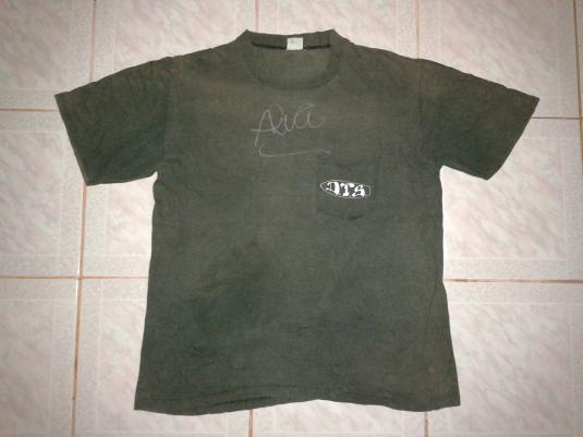 VINTAGE 1978 DOGTOWN SKATEBOARD WITH TONY ALVA SIGNATURE T-SHIRT
