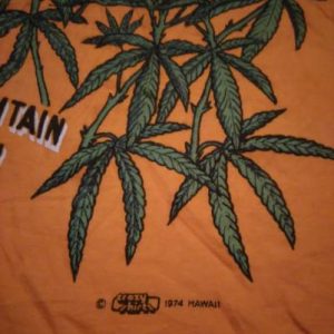 Vintage Hawaii Maui Ranch 1974 Crazy Shirt Weed tee 70s