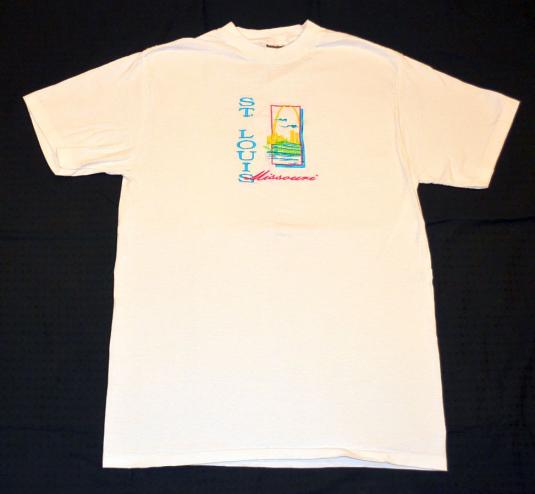 Vinatsge 90s St. Louis Missouri Stitched Design T-Shirt-M, L