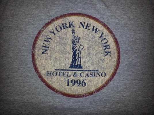 90s New York New York Hotel & Casino T-Shirt Las Vegas XL