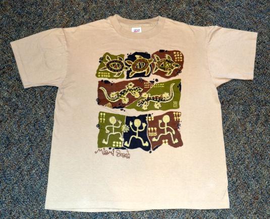 Vintage 90s T-Shirt Miami Beach Lizard Sea Turtles Tribal XL