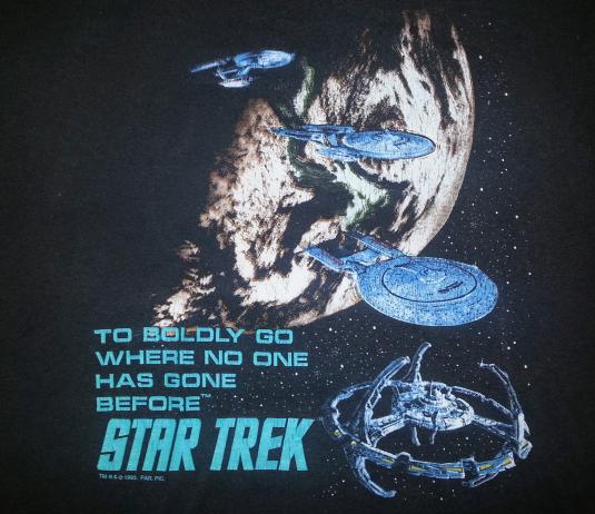 90s Star Trek T-Shirt USS Enterprise Boldly Go Space Station