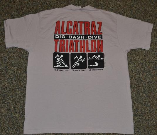Vintage 90s T-Shirt Alacatraz Triathlon Dig Dash Dive Sz XL