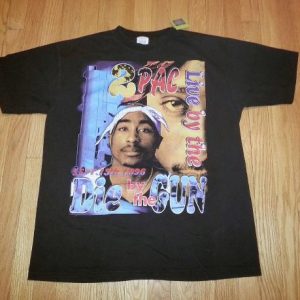 Vintage 90s Tupac T-Shirt 1996 Live/Die by the Gun Thug Life