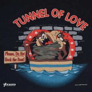 Vintages 90s Taz Looney Tunes Tunnel of Love T-Shirt L-XL