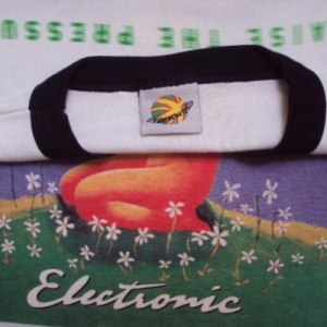 VINTAGE 90'S ELECTRONIC T-SHIRT