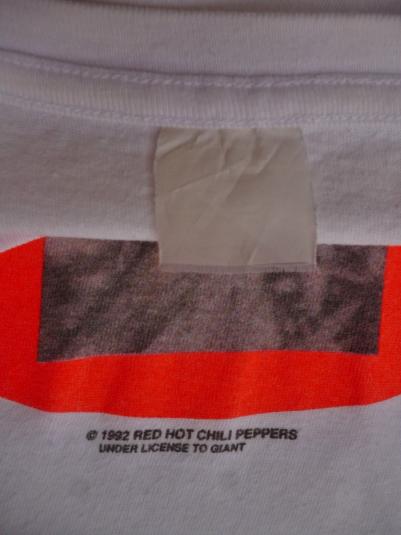 VINTAGE 1992 RED HOT CHILI PEPPERS EUROPEAN TOUR T-SHIRT