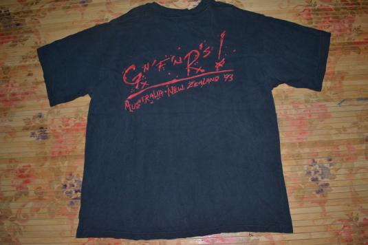 Vintage 1992 GUNS N ROSES Bad Apple Australia Tour T-shirt | Defunkd