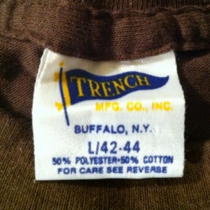 Vintage 1980's Cleveland Browns NFL football helmet t-shirt