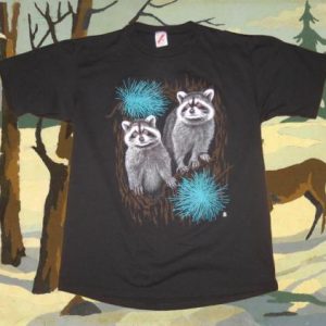 Vintage 1980's soft raccoon t-shirt, L-XL