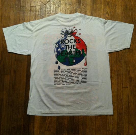 Vintage 1989 Bon Jovi rock concert world tour t-shirt | Defunkd