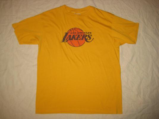 Vintage 1980s LA Lakers t-shirt, soft and thin
