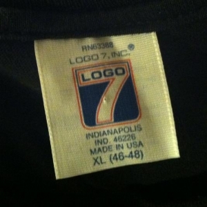 Vintage 1990 Los Angeles Raiders NFL football helmet t-shirt