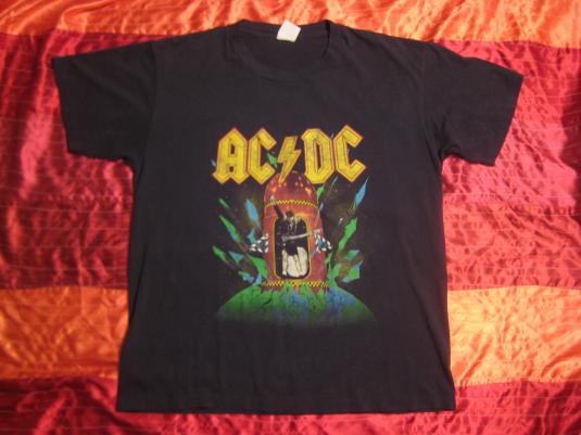 1988 AC-DC vintage t-shirt, large | Defunkd