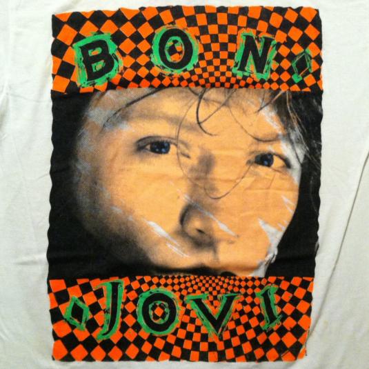 Vintage 1989 Bon Jovi rock concert world tour t-shirt | Defunkd