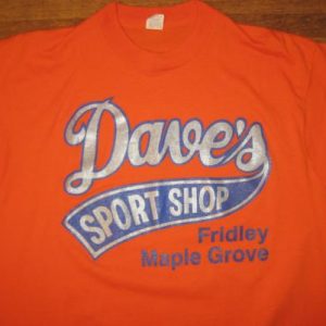 Vintage 1980's Dave's Sporting Goods employee t-shirt
