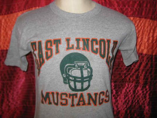 Vintage 1980’s Mustangs football t-shirt, soft and thin, M