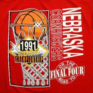 Vintage Nebraska Cornhuskers college basketball NCAA t-shirt