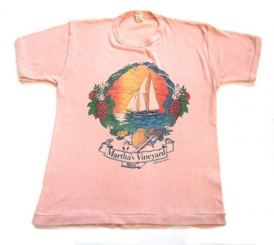 Formand Kirken Mekanisk Vintage Tourist T-Shirts | Defunkd