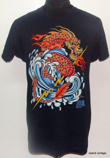 Vintage 86′ Chinese dragon and lightning bolt t shirt M