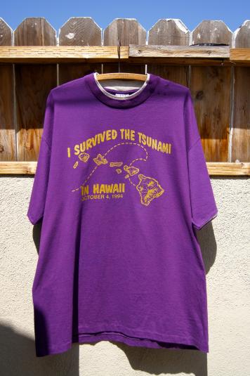 Vintage 1994 Signal Sports T-shirt – I Survived The Tsunami