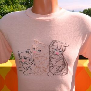 vintage CATS kittens kawaii peach t-shirt 70s embroidered