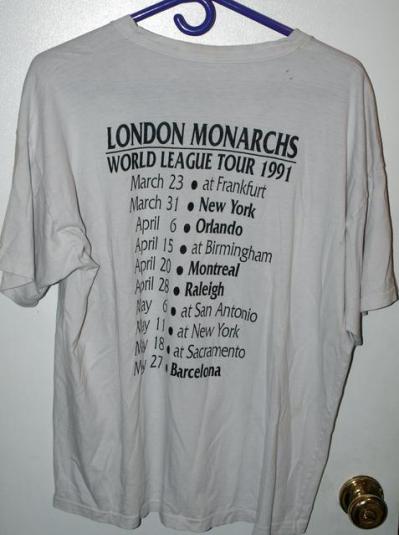 Vintage 90s WLAF London Monarchs Schedule T-shirt