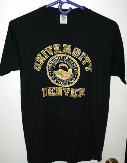 Vintage 80s NCAA University Denver Pioneers T-shirt