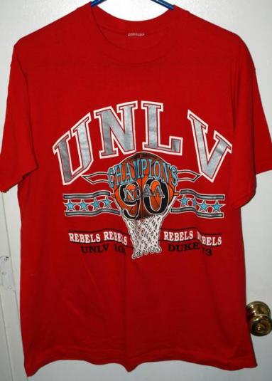 Vtg 1990 UNLV Runnin’ Rebels NCAA Basketball Champs T-shirt